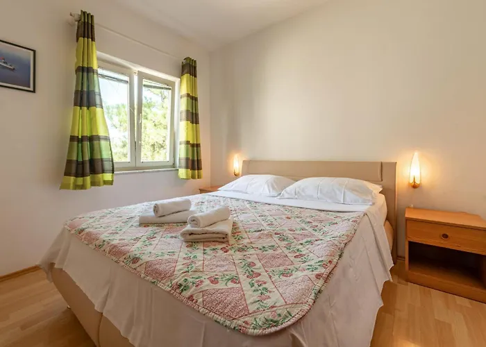 2 Bedroom Lovely In Апартаменты