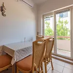 Appartement Beautiful In With House Sea View *